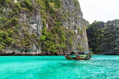 《猛鬼大厦》正统续作《猛鬼大厦2：二楼的辫子姑娘》2月14日恐怖辫子现身！